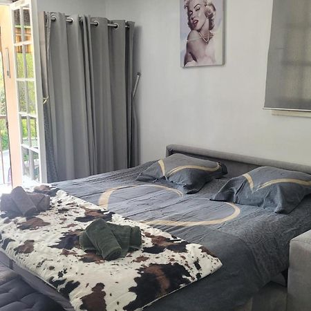 Studio Agay A 2 Pas Des Plages Saint-Raphaël Exteriör bild