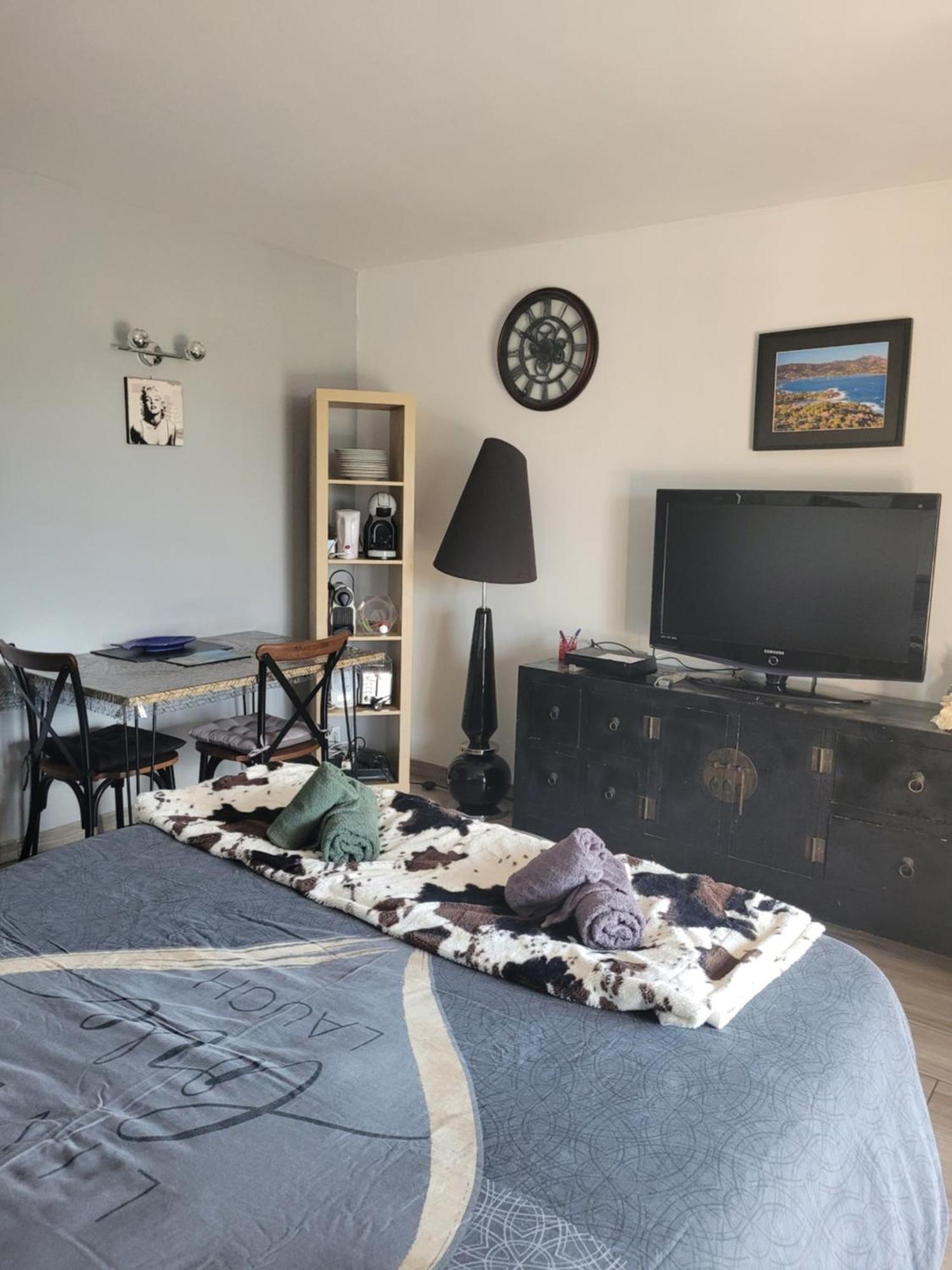 Studio Agay A 2 Pas Des Plages Saint-Raphaël Exteriör bild